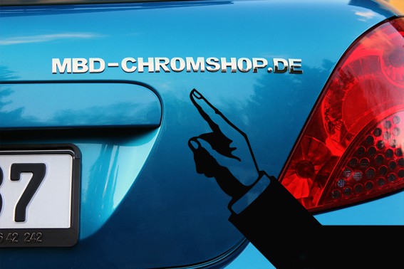 Chrombuchstaben Autobeschriftung